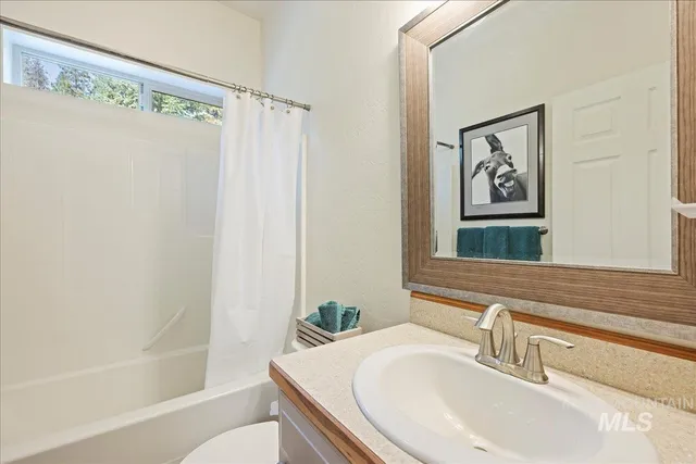 $580,000 | 70 Castle Mountain Drive, Garden Valley, ID 83622