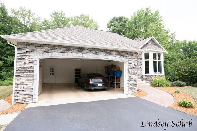 $575,000 | 13025 Shaner Avenue Northeast, Cedar Springs, MI 49319