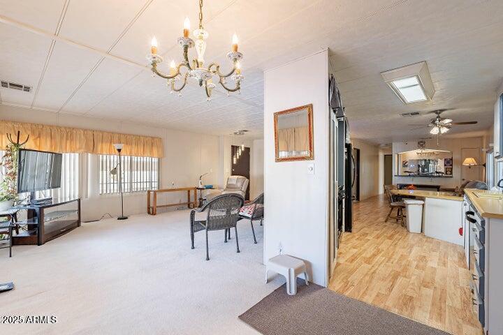 201 South Greenfield Road, Unit 142 Mesa, AZ 85206 - Photo 20 of 53 a very nice looking room with a large window