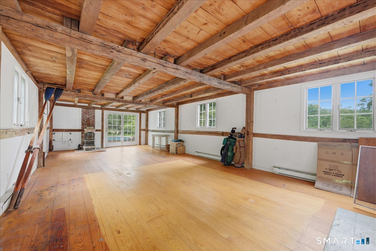 8 Meeting House Road Haddam, CT 06438 - Photo 35 of 40 Carriage house - multifunctional building opens out to the inground pool