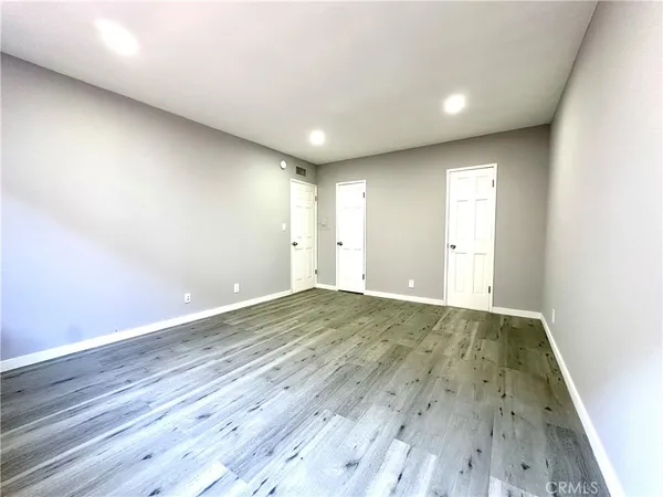 $2,600 | 5400 Newcastle Avenue, Encino, CA 91316