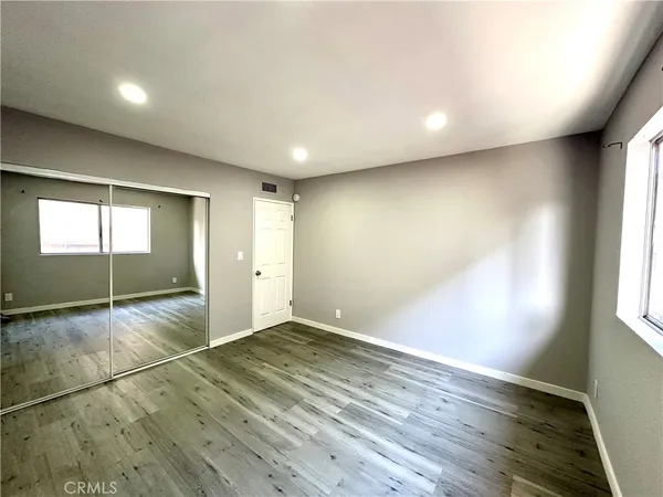 $2,600 | 5400 Newcastle Avenue, Encino, CA 91316