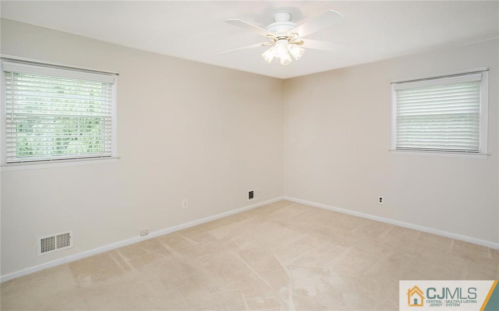 449 Wheeler Road North Brunswick, NJ 08902 - Photo 11 of 22 Gallery Image 11