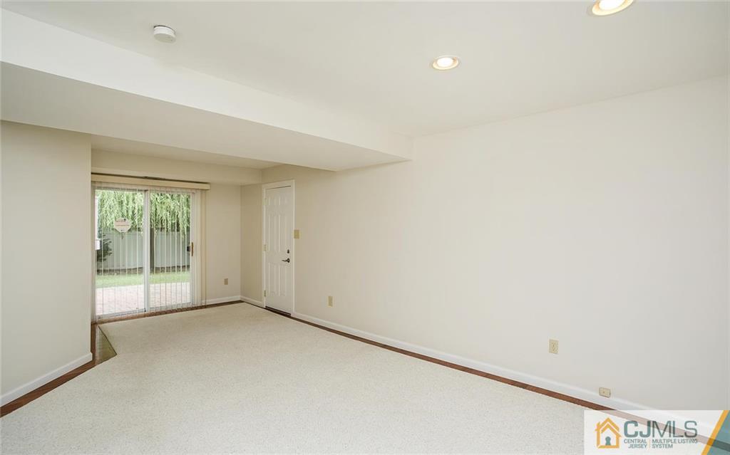 449 Wheeler Road North Brunswick, NJ 08902 - Photo 17 of 22 Gallery Image 17