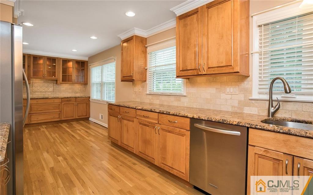 449 Wheeler Road North Brunswick, NJ 08902 - Photo 8 of 22 Gallery Image 8