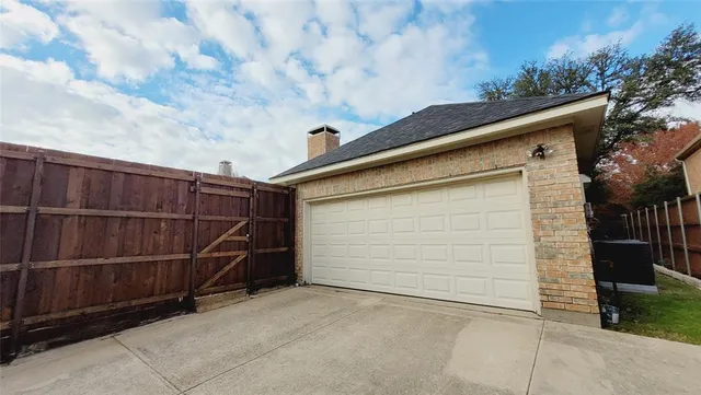 $2,995 | 2600 Beechcraft Street, Plano, TX 75025