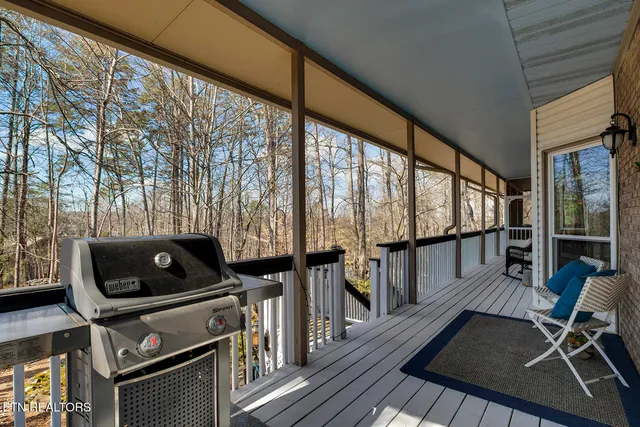 $785,000 | 115 Kawatuska Way, Loudon, TN 37774