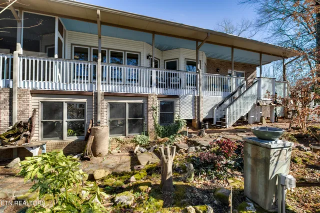 $785,000 | 115 Kawatuska Way, Loudon, TN 37774