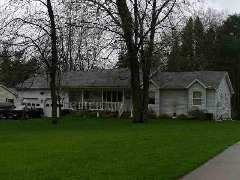 11943 Grafton Road Carleton, MI 48117 - Photo 1 of 1 713185.JPG