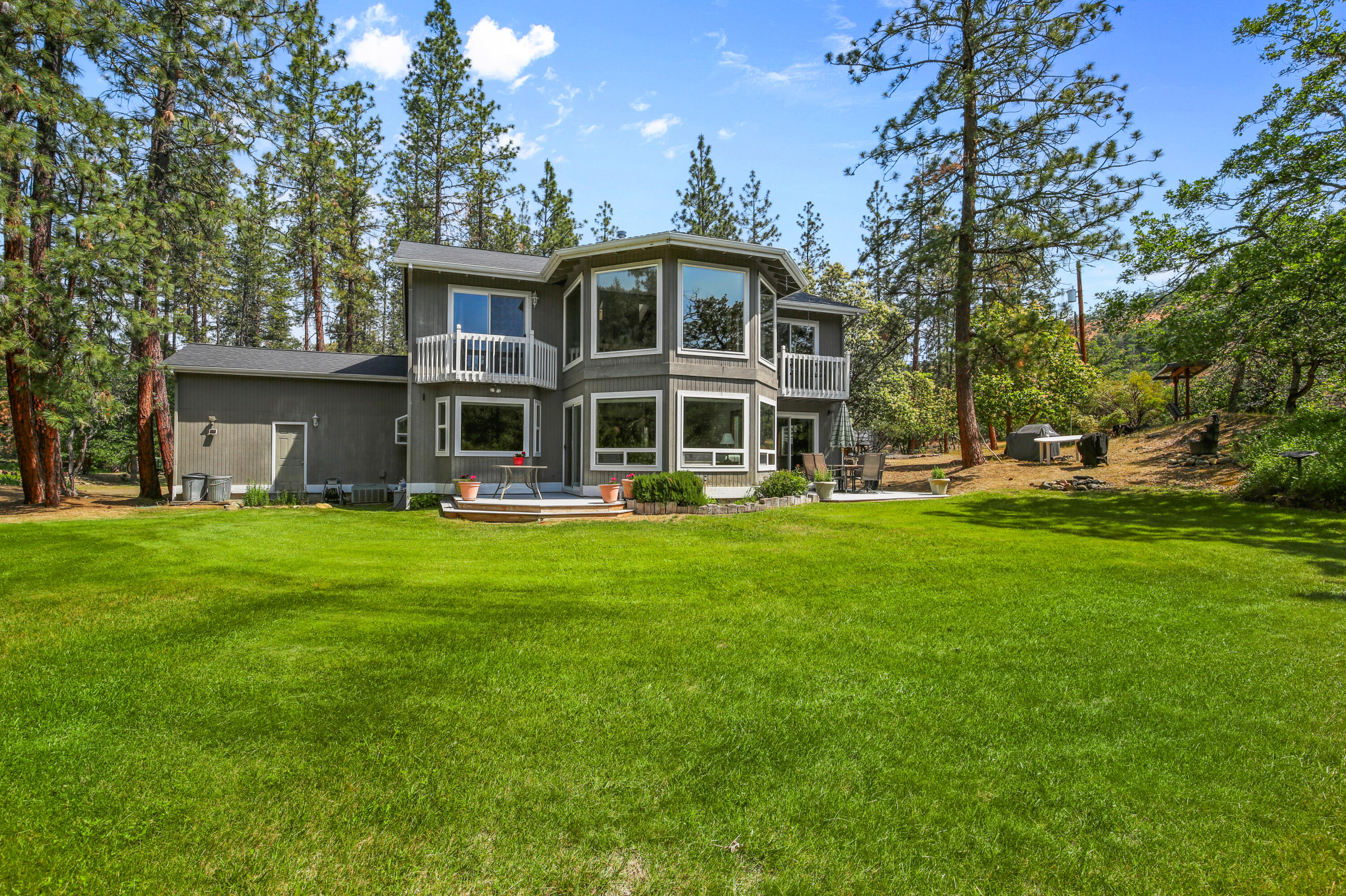 5900 Upper Applegate Road Jacksonville, OR 97530 - Photo 42 of 48