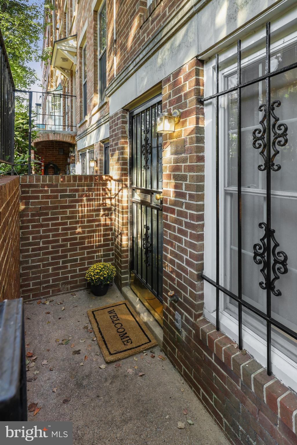 1949 Calvert Street Northwest, Unit 1949 Washington, DC 20009 - Photo 21 of 33