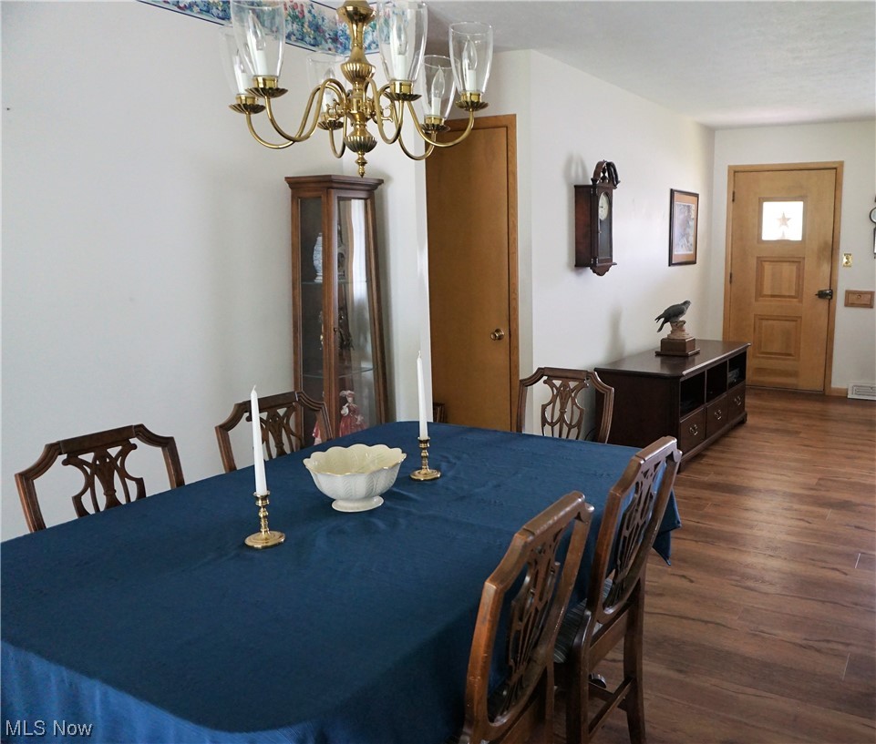 30221 Arnold Road Eastlake, OH 44095 - Photo 6 of 18