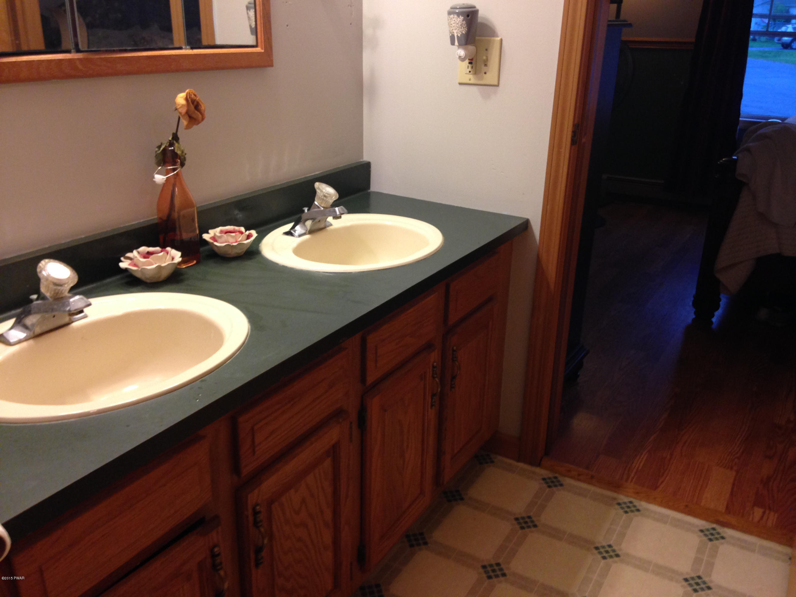 509 9th Street Matamoras, PA 18336 - Photo 9 of 20