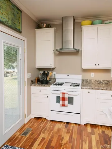 $485,000 | 411 South 5th Street, Owensville, MO 65066