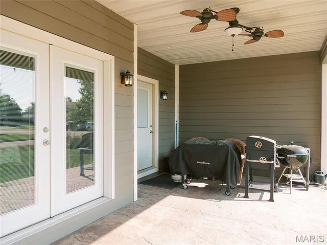 $485,000 | 411 South 5th Street, Owensville, MO 65066