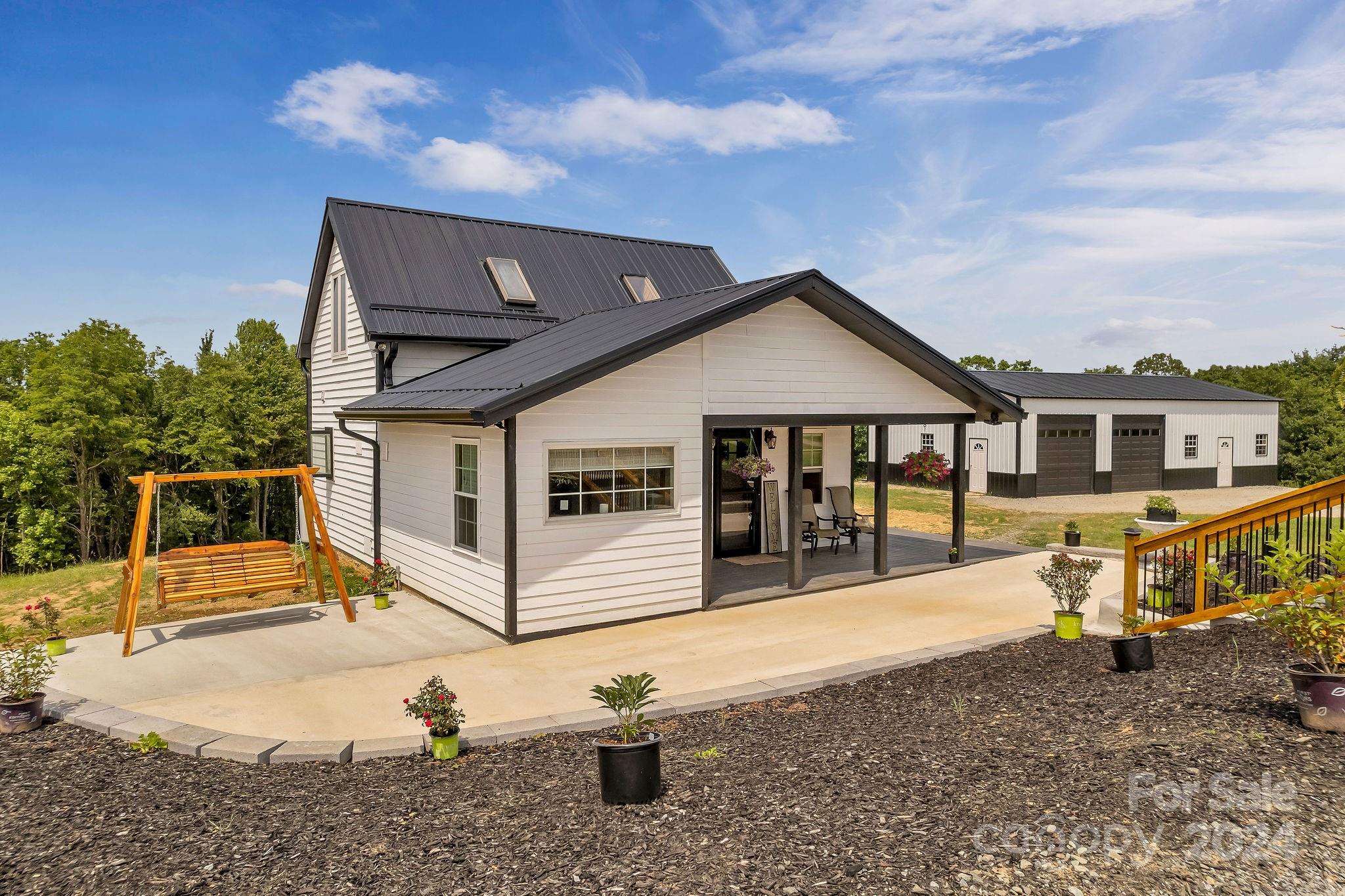 351 Hardin Camp Road Ennice, NC 28623 - Photo 3 of 48 Gallery Image 3