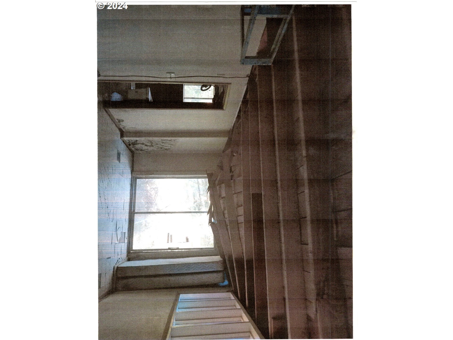 689 South South End Road Oregon City, OR 97045 - Photo 19 of 26 a view of a door of the house