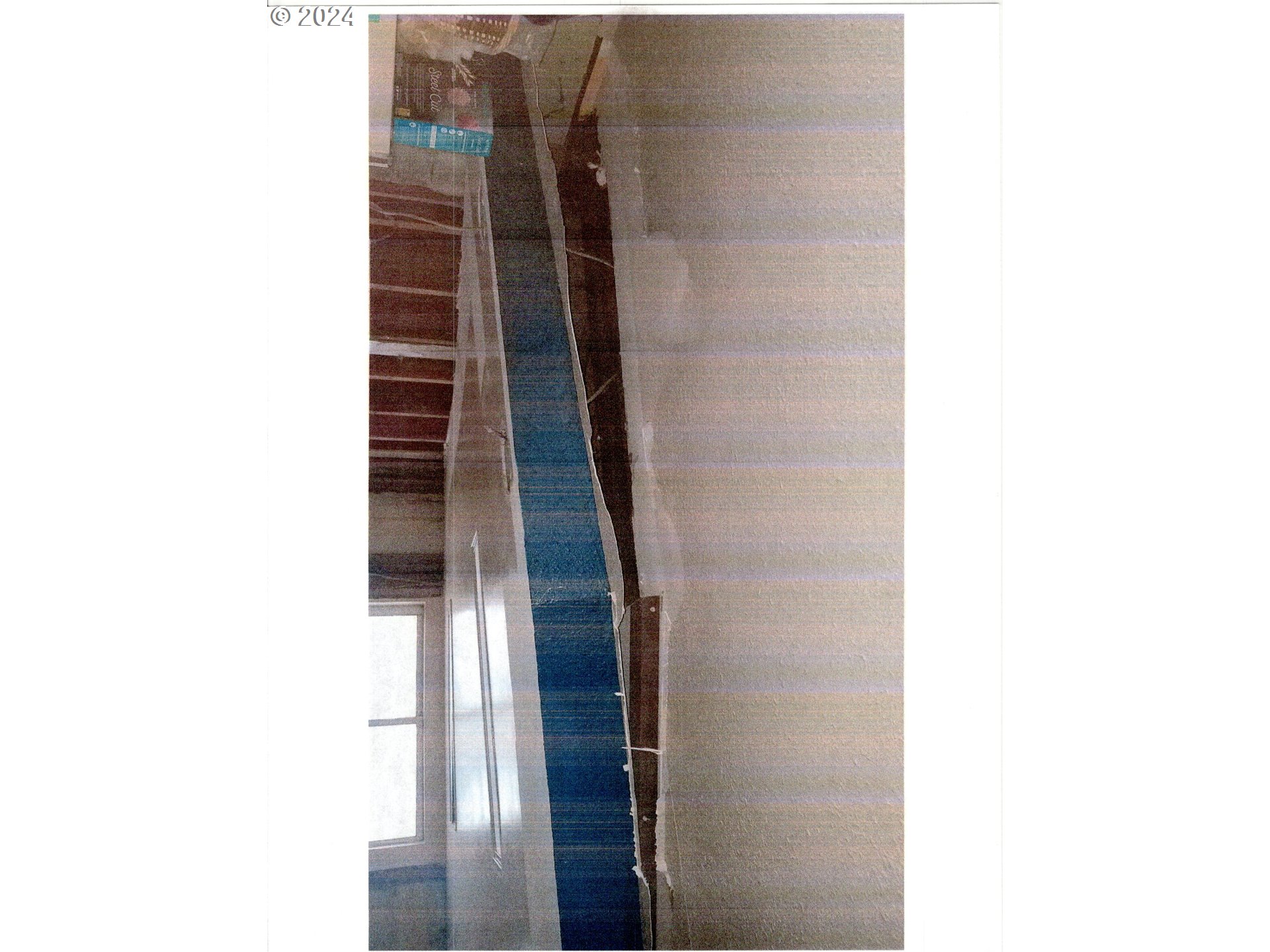 689 South South End Road Oregon City, OR 97045 - Photo 8 of 26 a view of staircase with white walls