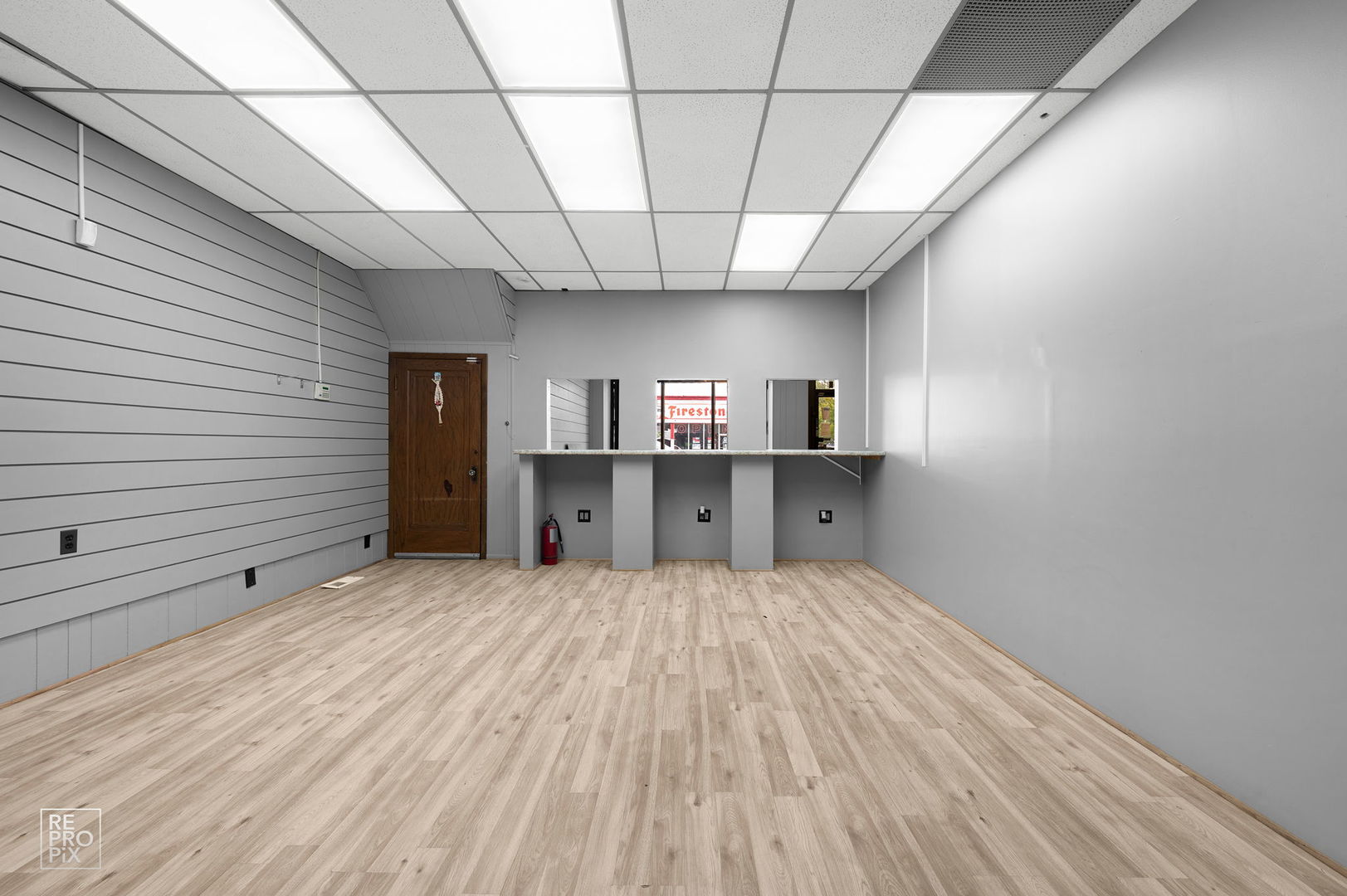 4812 South Pulaski Road Chicago, IL 60632 - Photo 8 of 25 Gallery Image 8
