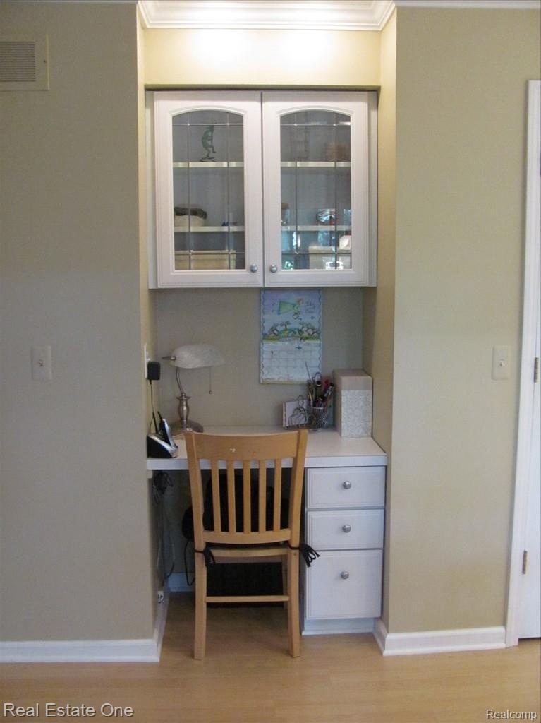 2100 Rutgers Drive Troy, MI 48085 - Photo 11 of 25 IMG_0384