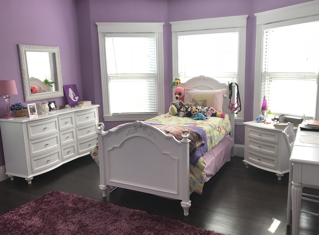 70 Sumner Street Newton, MA 02459 - Photo 19 of 27