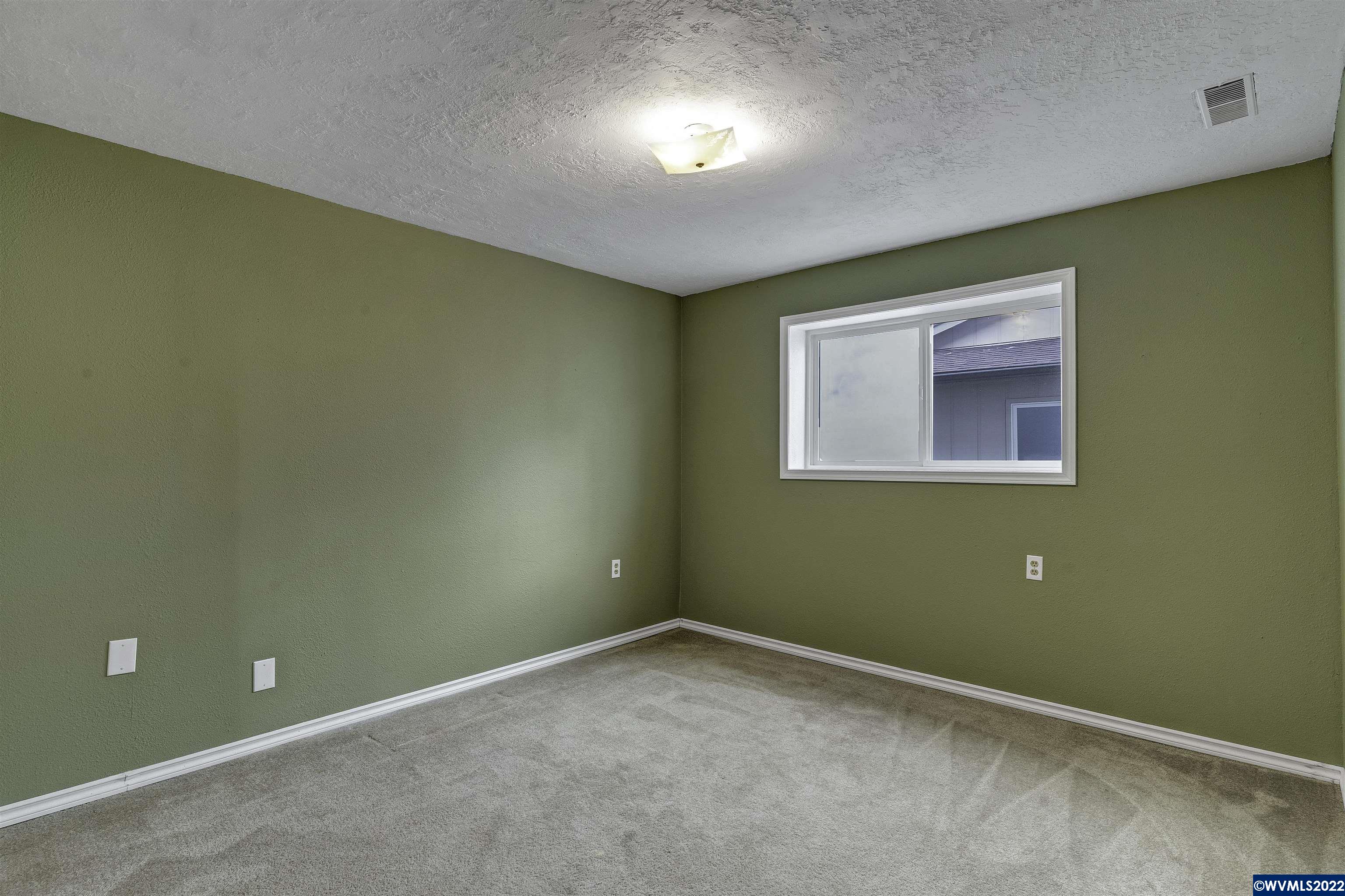 4843 Gardner Road Southeast Salem, OR 97302 - Photo 33 of 41 Gallery Image 33