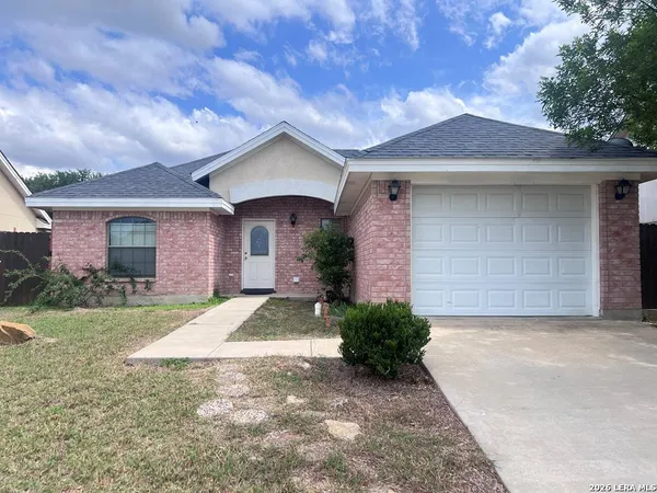 $1,600 | 2148 La Jolla Street, Eagle Pass, TX 78852