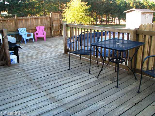304 Crousetown Road Lexington, NC 27292 - Photo 2 of 15 Patio/Deck.