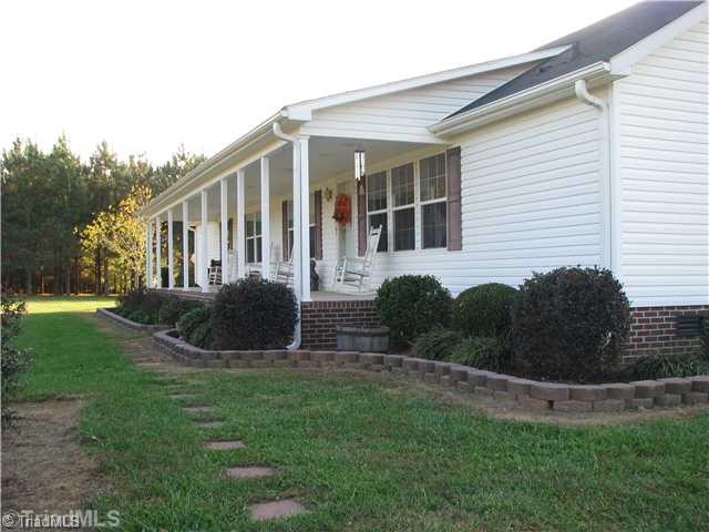 304 Crousetown Road Lexington, NC 27292 - Photo 14 of 15 Exterior Front.