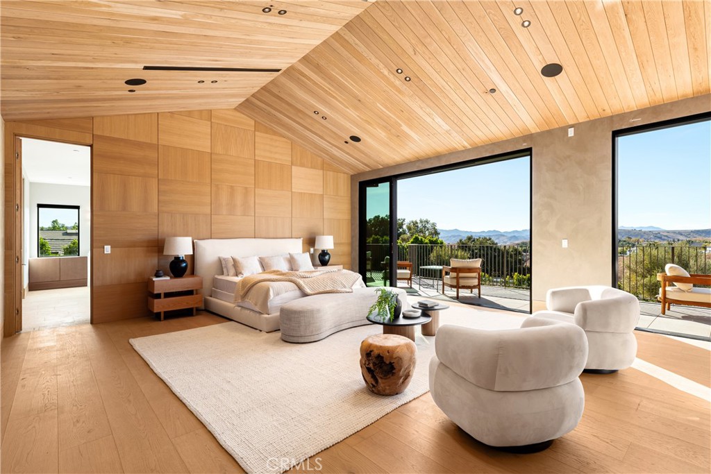 25151 Jim Bridger Road Hidden Hills, CA 91302 - Photo 19 of 32