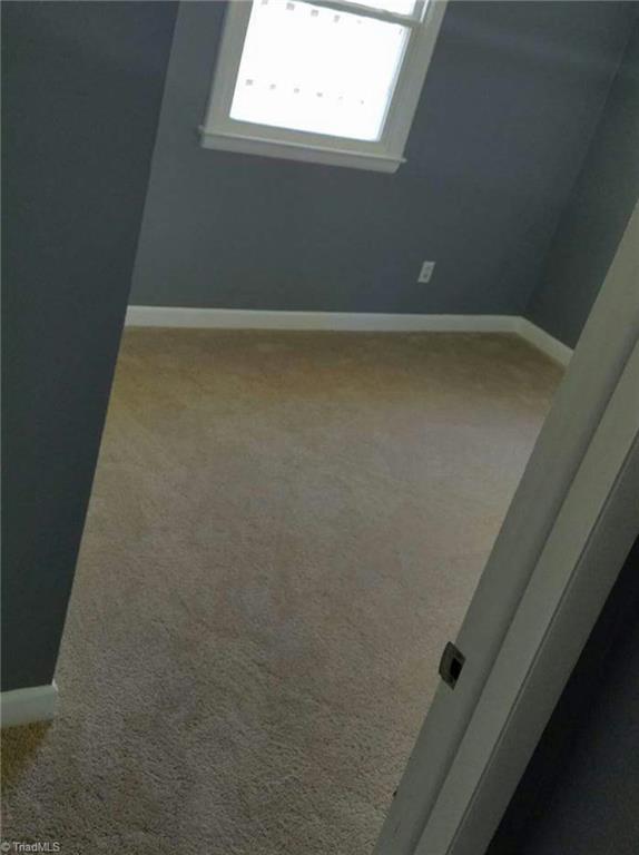2014 Armhurst Road Greensboro, NC 27405 - Photo 5 of 9 Gallery Image 5