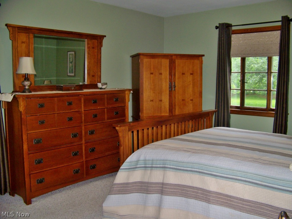 5710 Ridge Road Wadsworth, OH 44281 - Photo 7 of 15 Owner's bedroom
