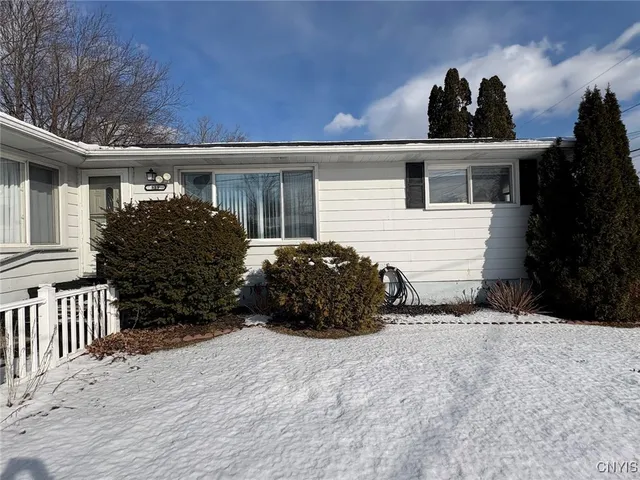 $2,000 | 519 Sunflower Drive, Salina, NY 13088