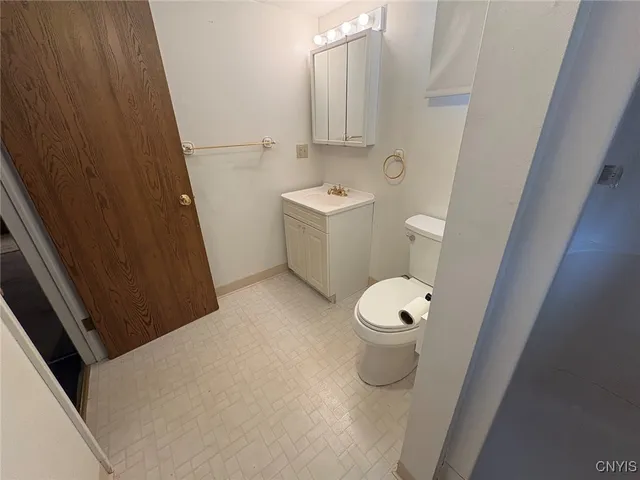 $2,000 | 519 Sunflower Drive, Salina, NY 13088