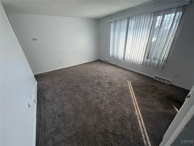 $2,000 | 519 Sunflower Drive, Salina, NY 13088