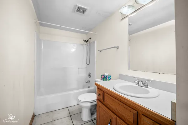 $330,000 | 6907 Manchester Drive, Plainfield, IL 60586