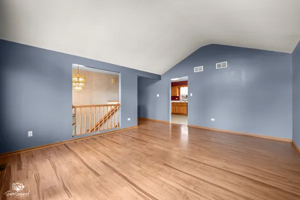 $330,000 | 6907 Manchester Drive, Plainfield, IL 60586