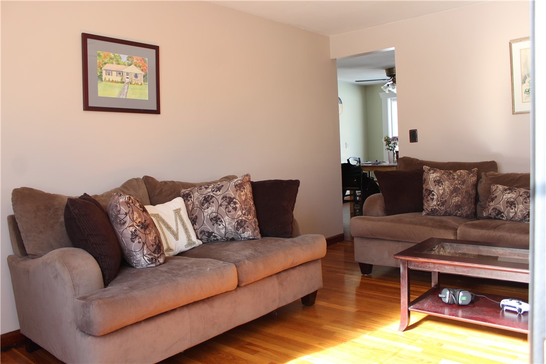 168 Patton Road Woonsocket, RI 02895 - Photo 3 of 20