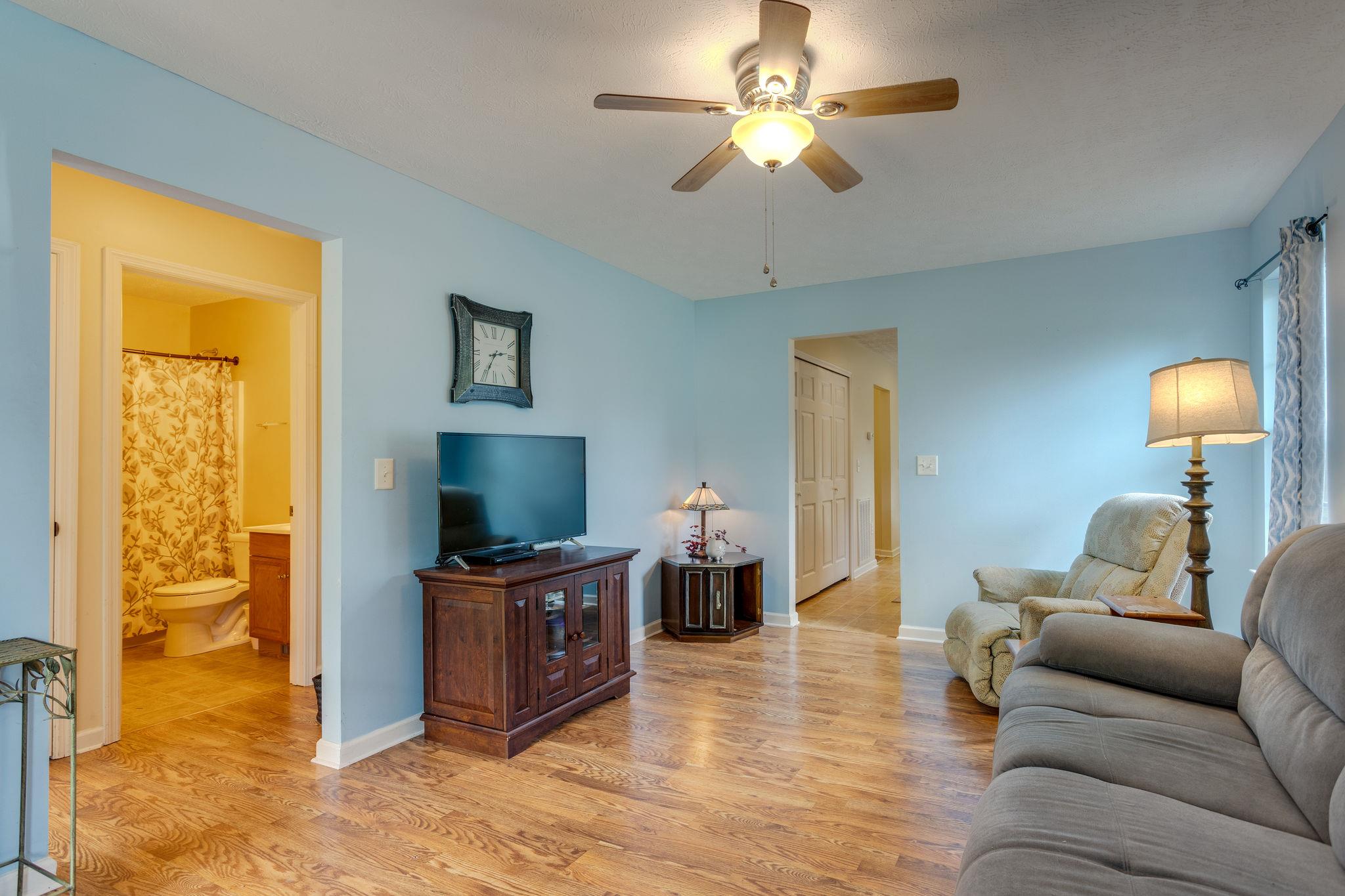 800 Hughes Street Spring Hill, TN 37174 - Photo 5 of 17 Gallery Image 5