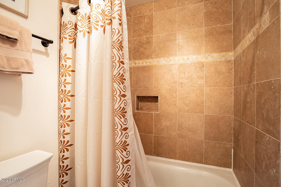 726 West Northview Avenue Phoenix, AZ 85021 - Photo 28 of 54 Bath 3 b