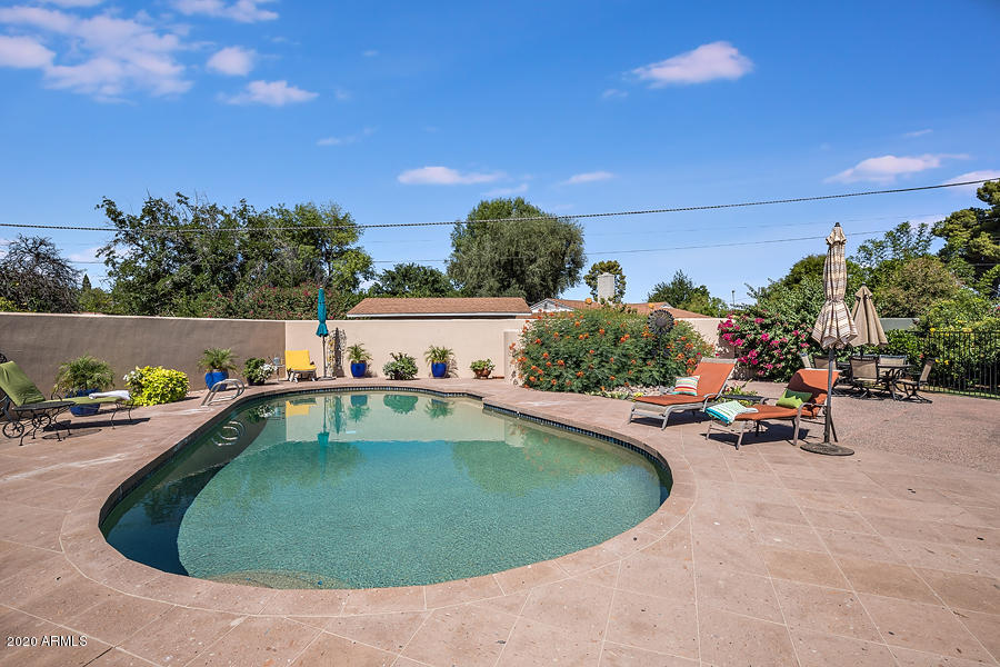 726 West Northview Avenue Phoenix, AZ 85021 - Photo 32 of 54 Pool 1
