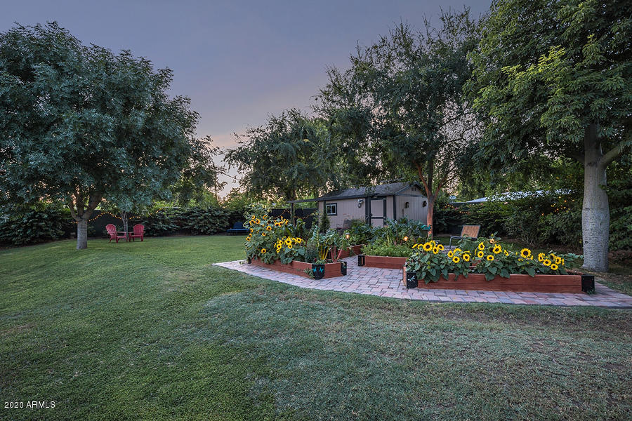 726 West Northview Avenue Phoenix, AZ 85021 - Photo 43 of 54 By 11