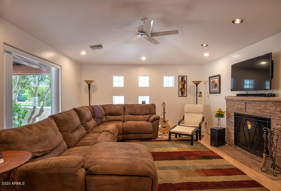726 West Northview Avenue Phoenix, AZ 85021 - Photo 8 of 54 GR 2