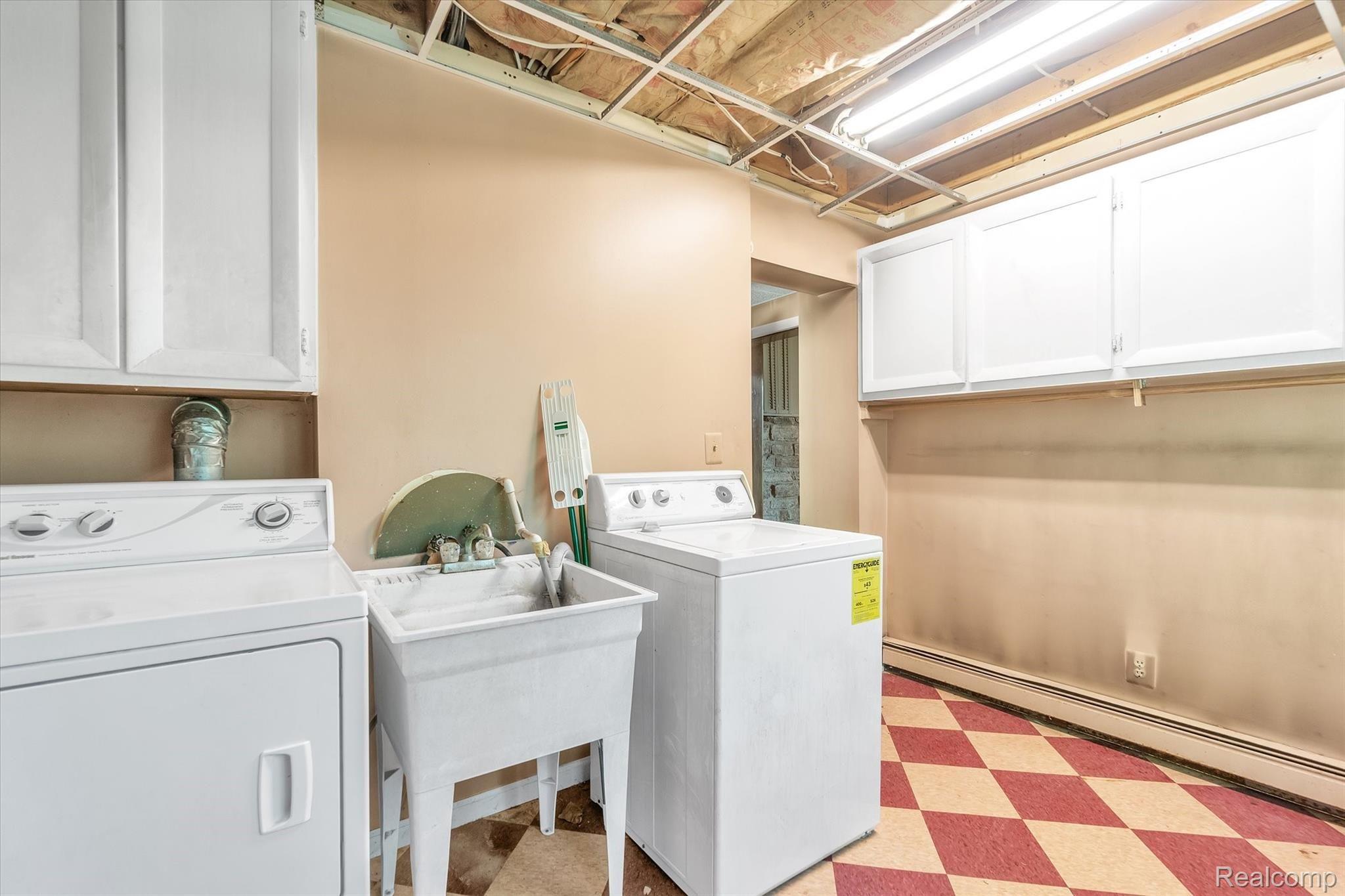 2645 Wixom Road Wixom, MI 48393 - Photo 31 of 40 28-2645 Wixom Rd-Windowstill Real Estate Photography-28.jpg