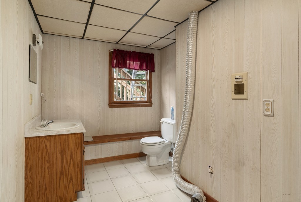87 Jones Road Hopedale, MA 01747 - Photo 20 of 29 Gallery Image 20