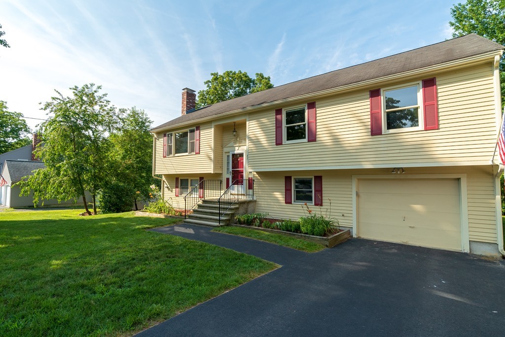 87 Jones Road Hopedale, MA 01747 - Photo 2 of 29 Gallery Image 2