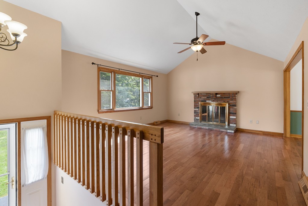 87 Jones Road Hopedale, MA 01747 - Photo 5 of 29 Gallery Image 5