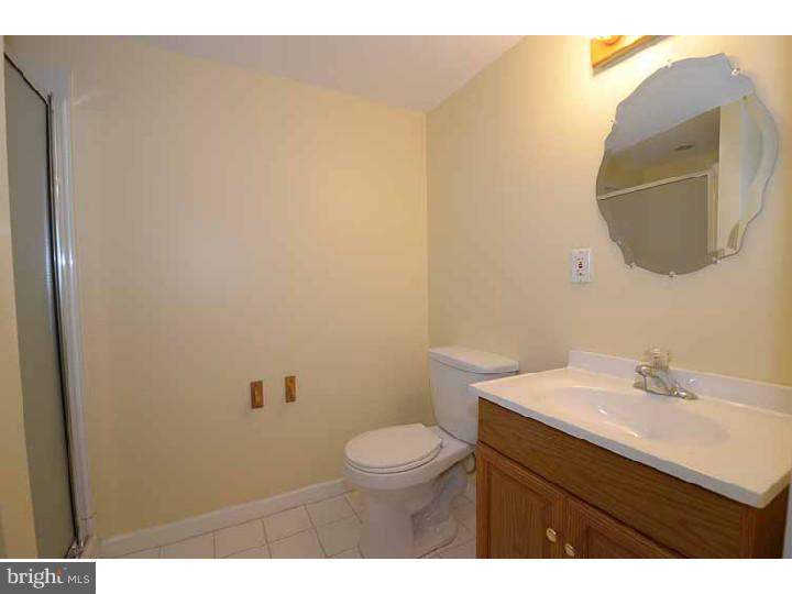 1032 Windsor Road Collingdale, PA 19023 - Photo 17 of 21