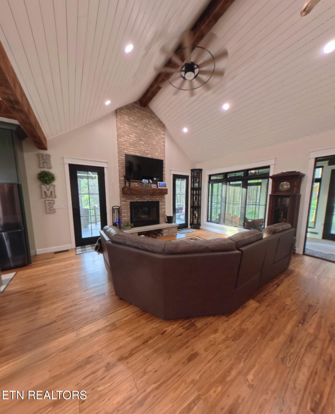 472 Highway 107 Del Rio, TN 37727 - Photo 11 of 45 IMG_6886