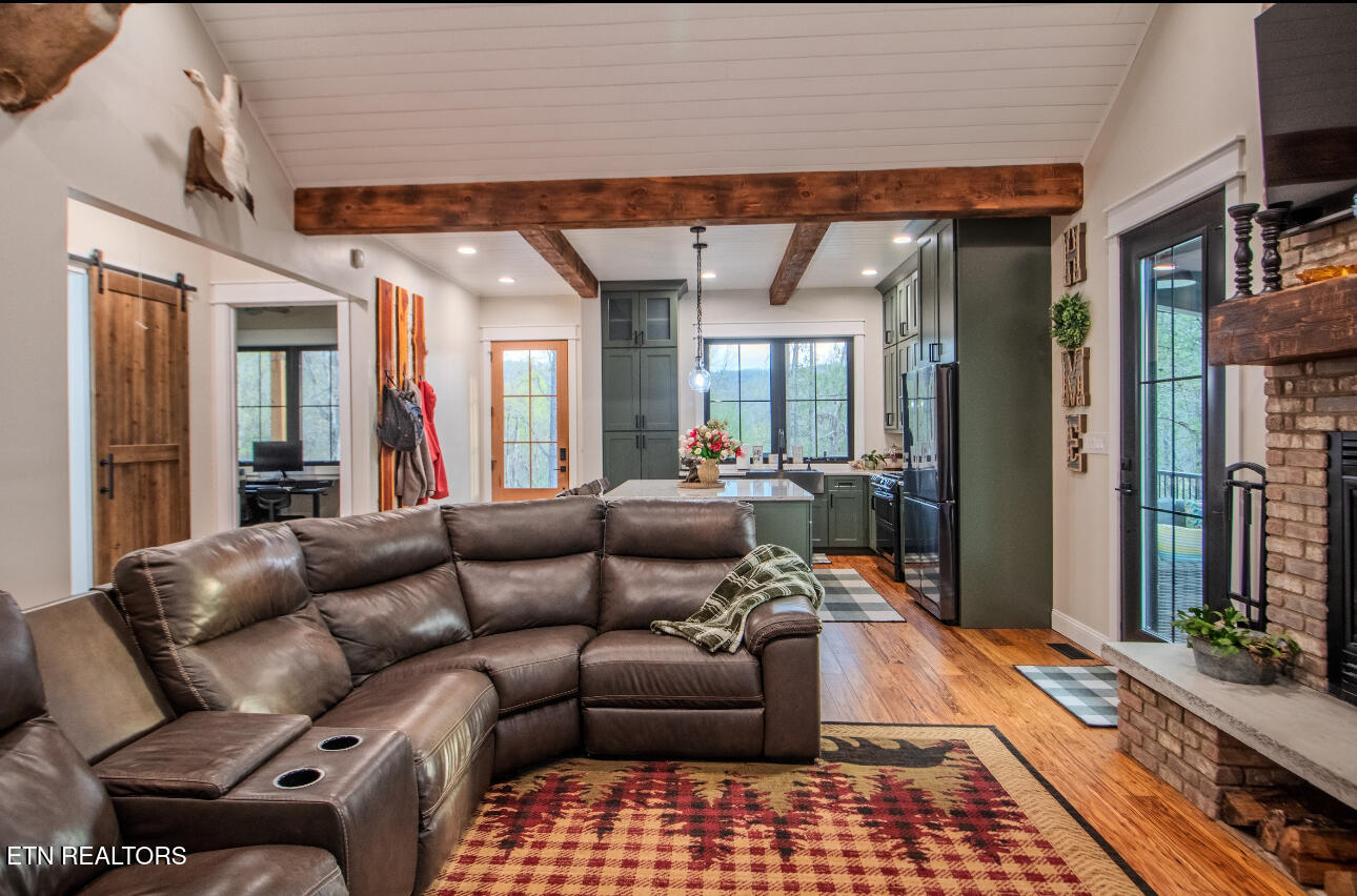 472 Highway 107 Del Rio, TN 37727 - Photo 10 of 45 IMG_6862